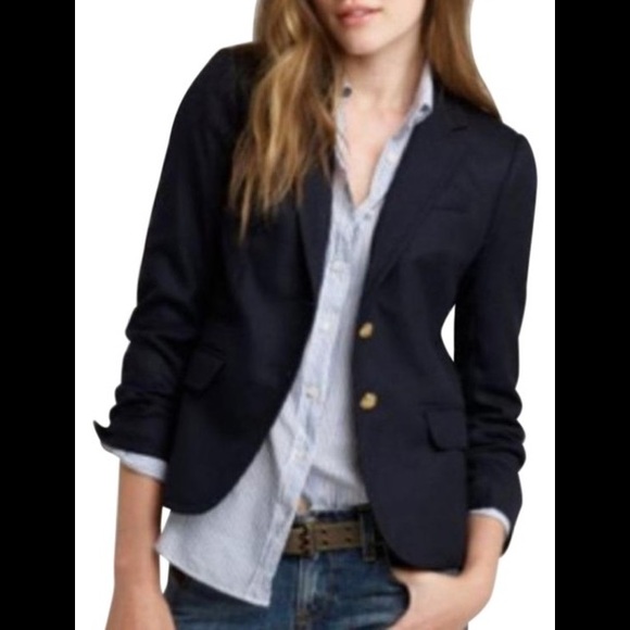 J. Crew Schoolboy Blazer Navy 98% Wool size 6 fully Lined Gold Crest Buttons - Picture 2 of 10